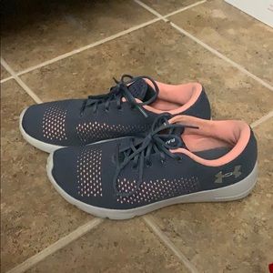 Under Armour Gym or walking shoes